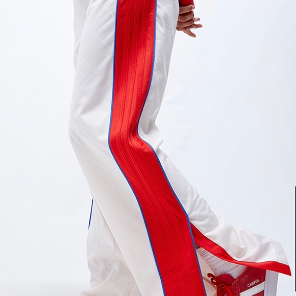 Adidas Red and White Track Suit with Blue Accents sz L - Picture 4 of 6